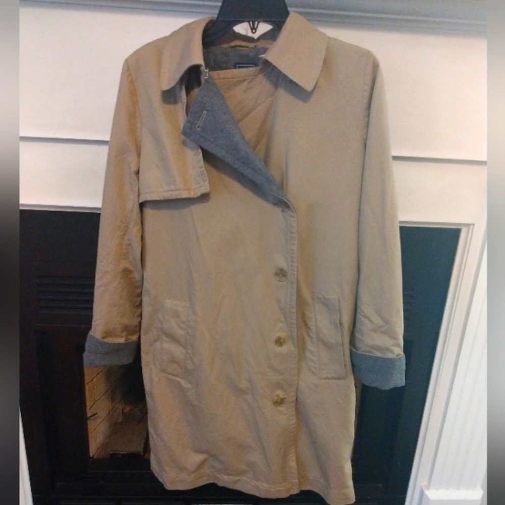Trench coat
